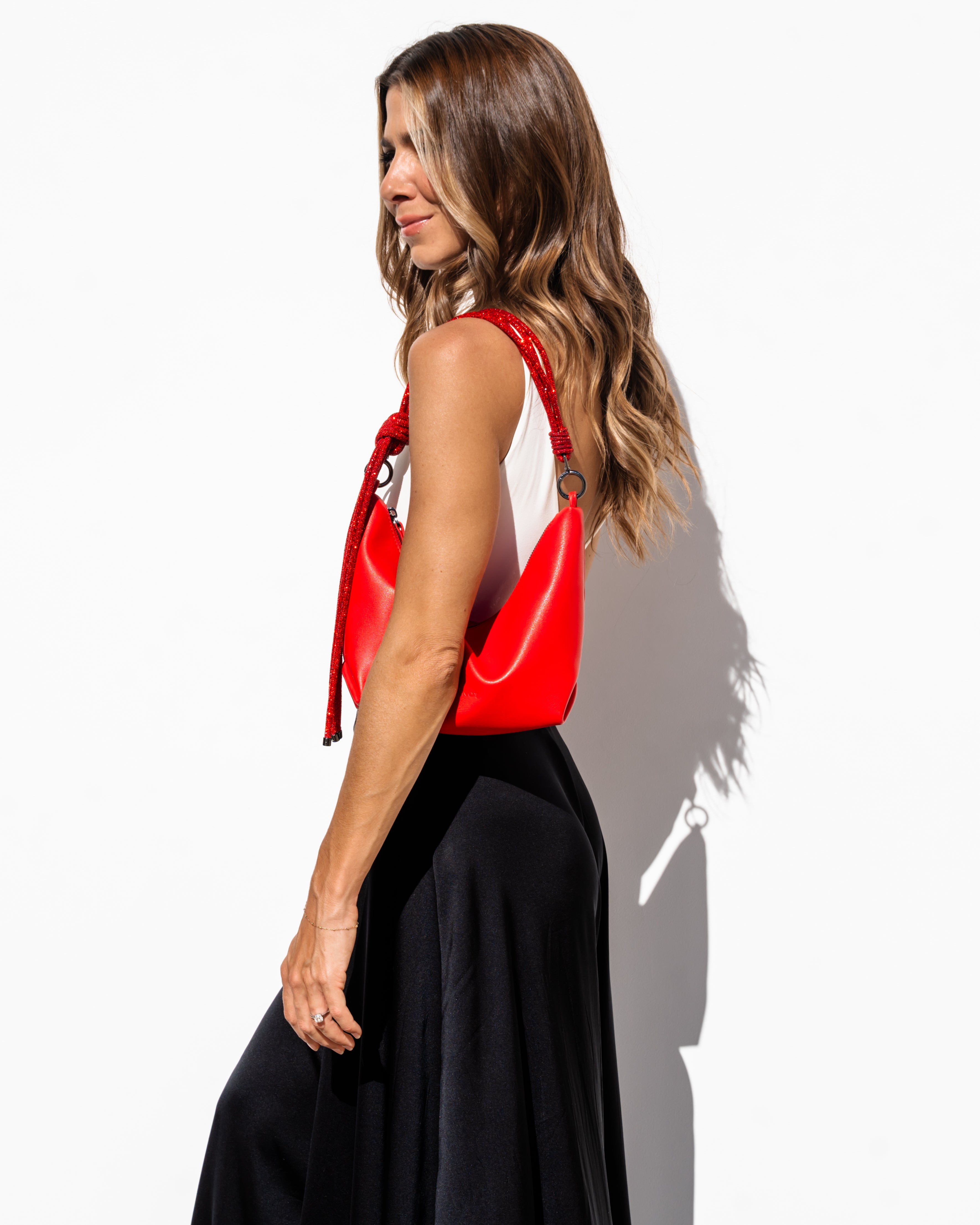 Hezi Leather Shoulder Bag - Scarlet