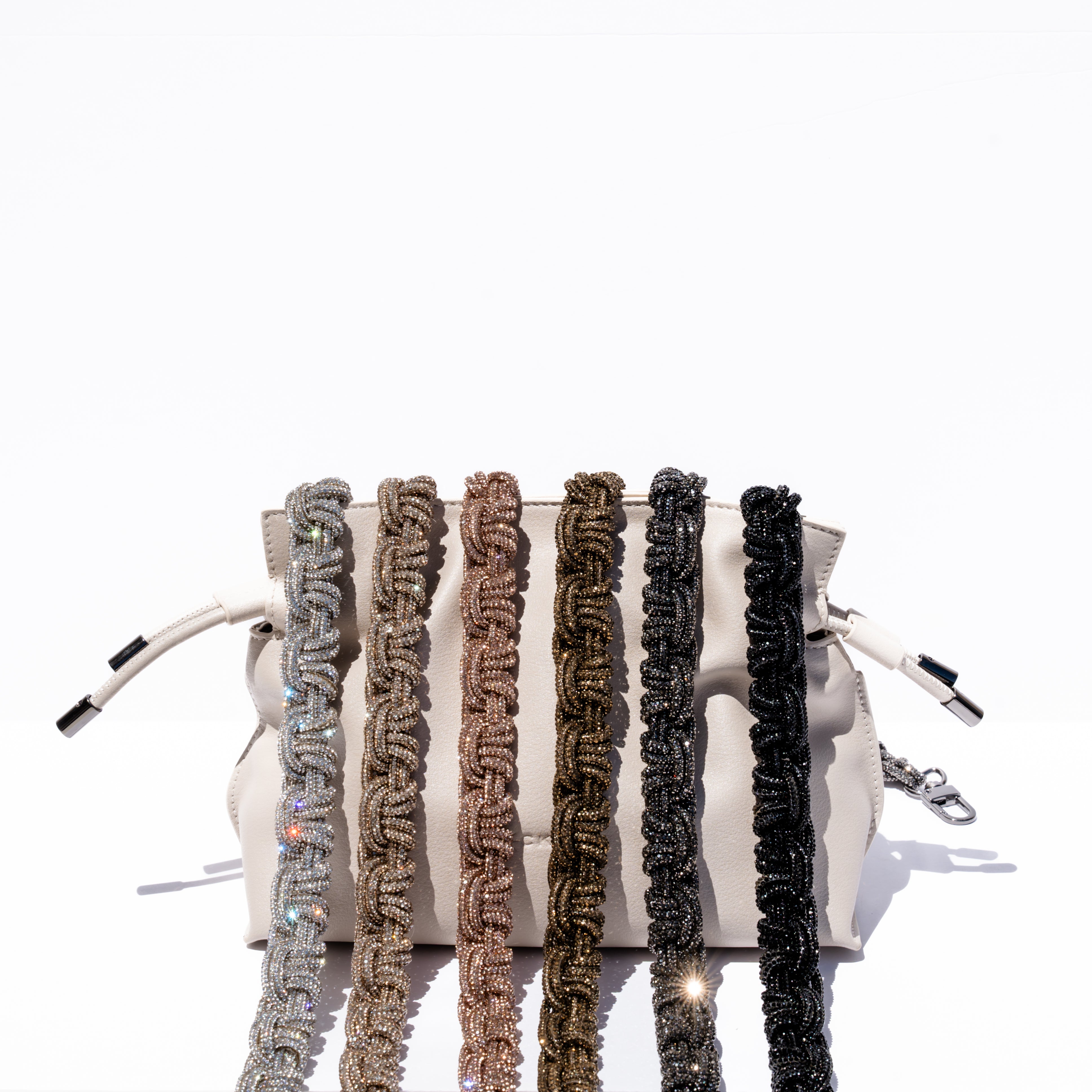 ALLI Drawstring Leather Bucket Bag - Off-White