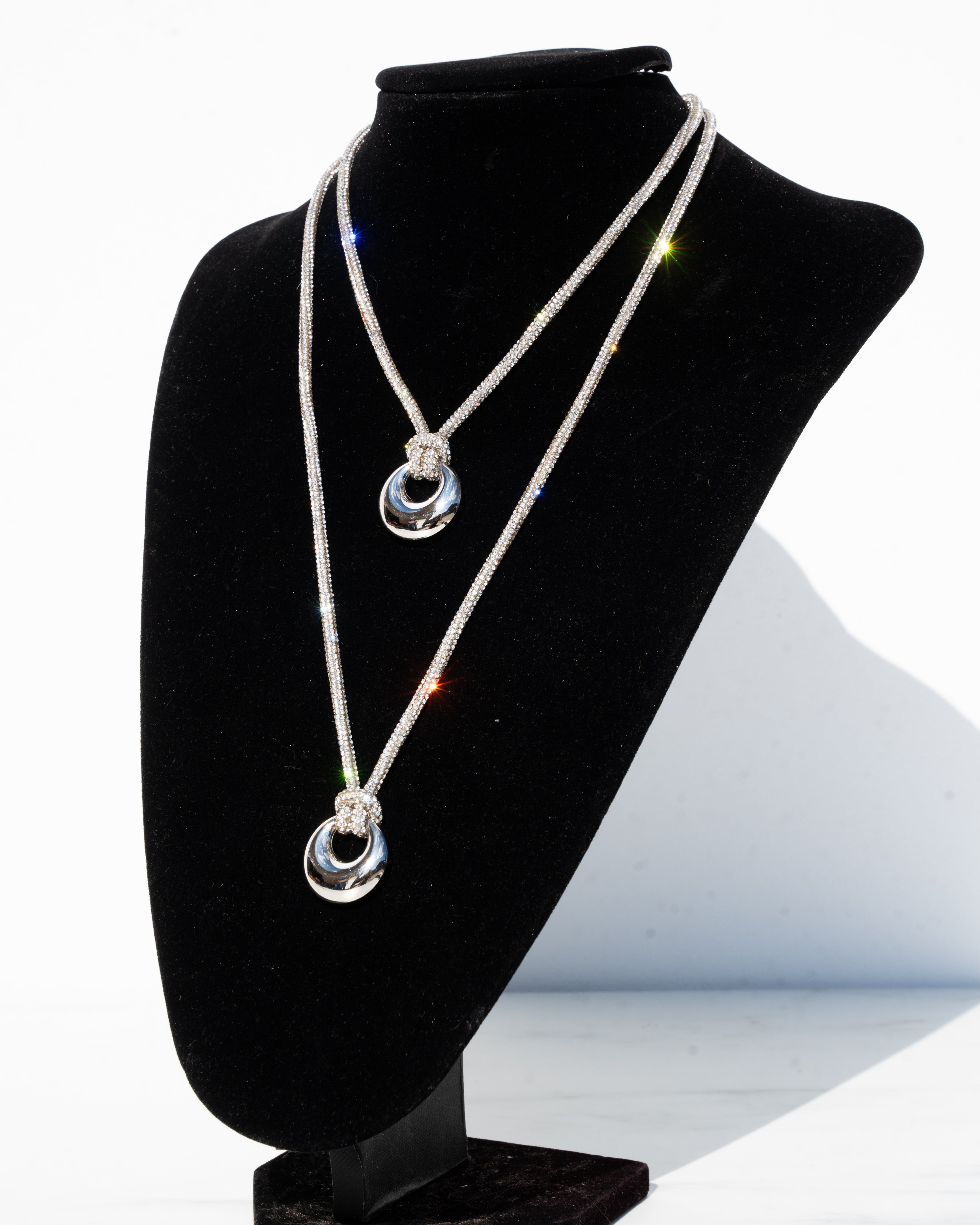 Ella Disc Pendant Necklace