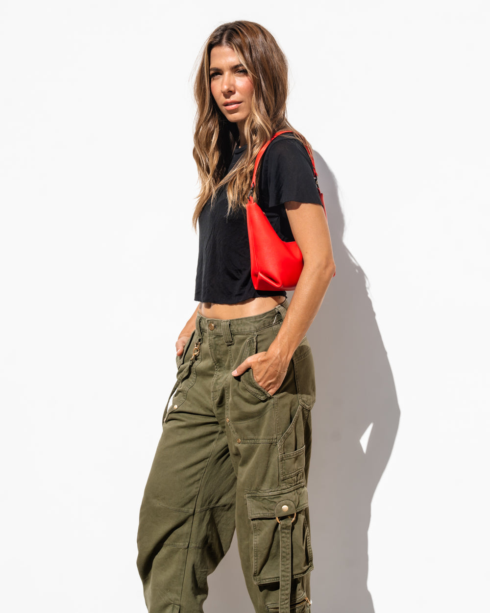 Hezi Leather Shoulder Bag - Scarlet