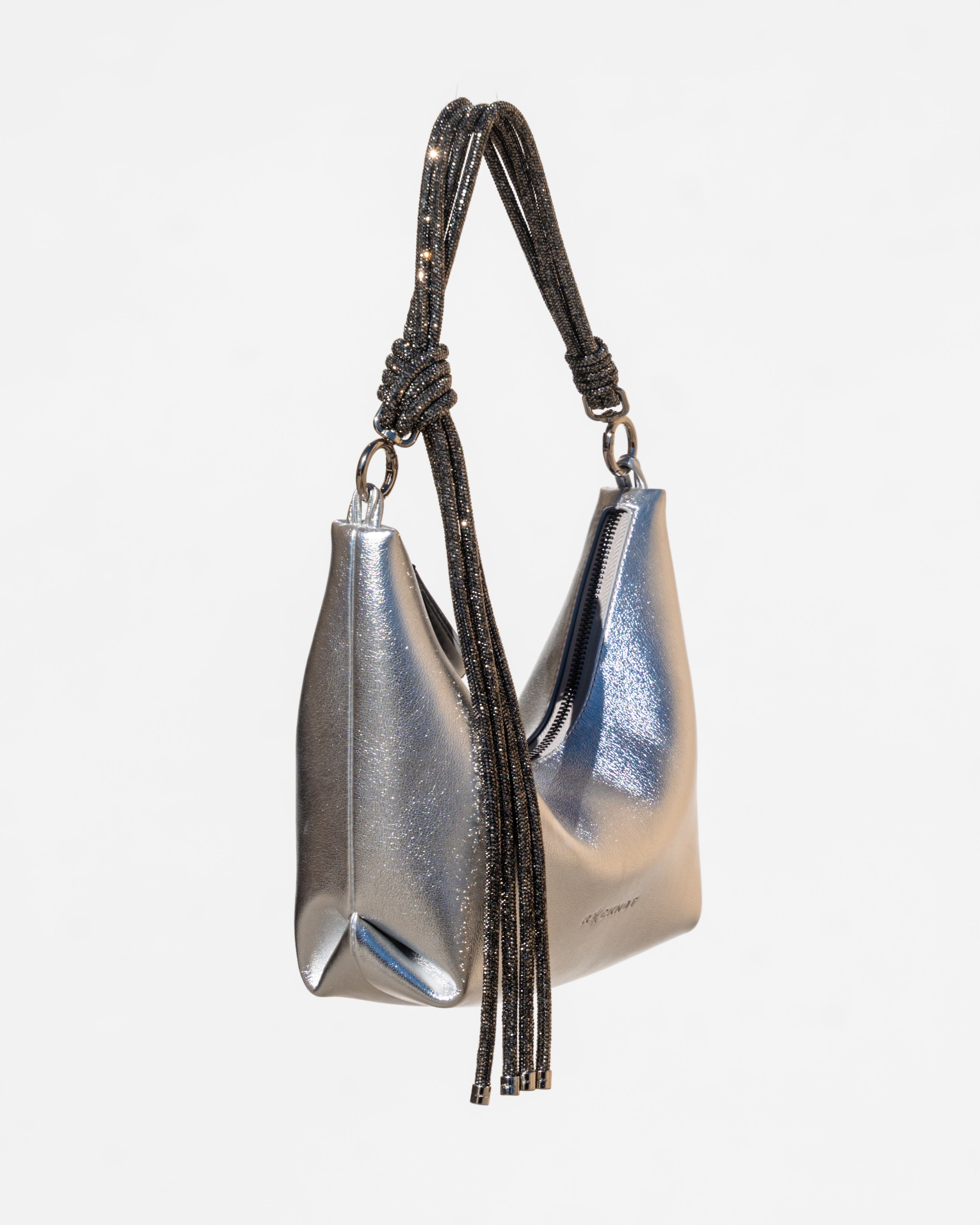 Hezi Leather Shoulder Bag - Metallic Silver