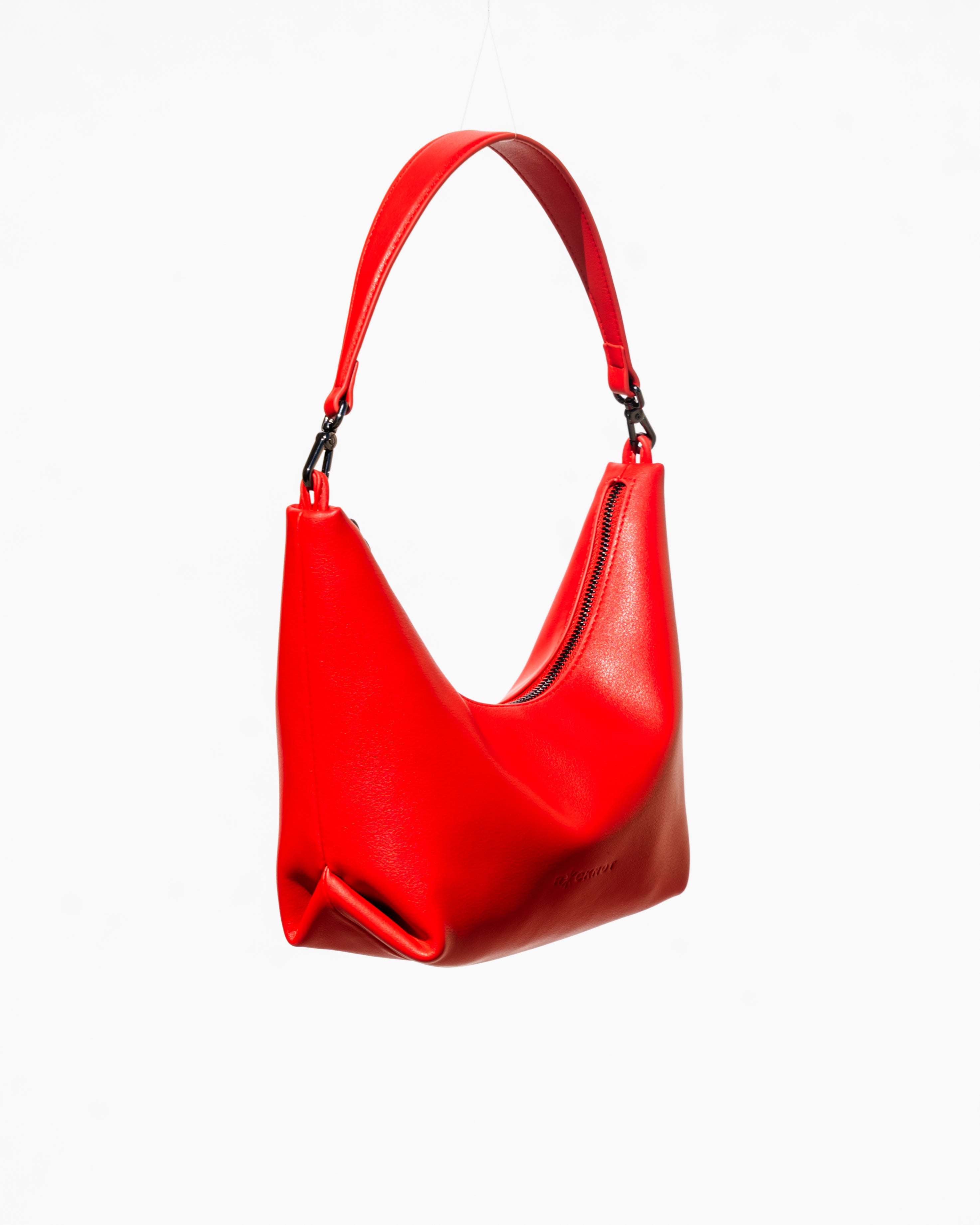 Hezi Leather Shoulder Bag - Scarlet