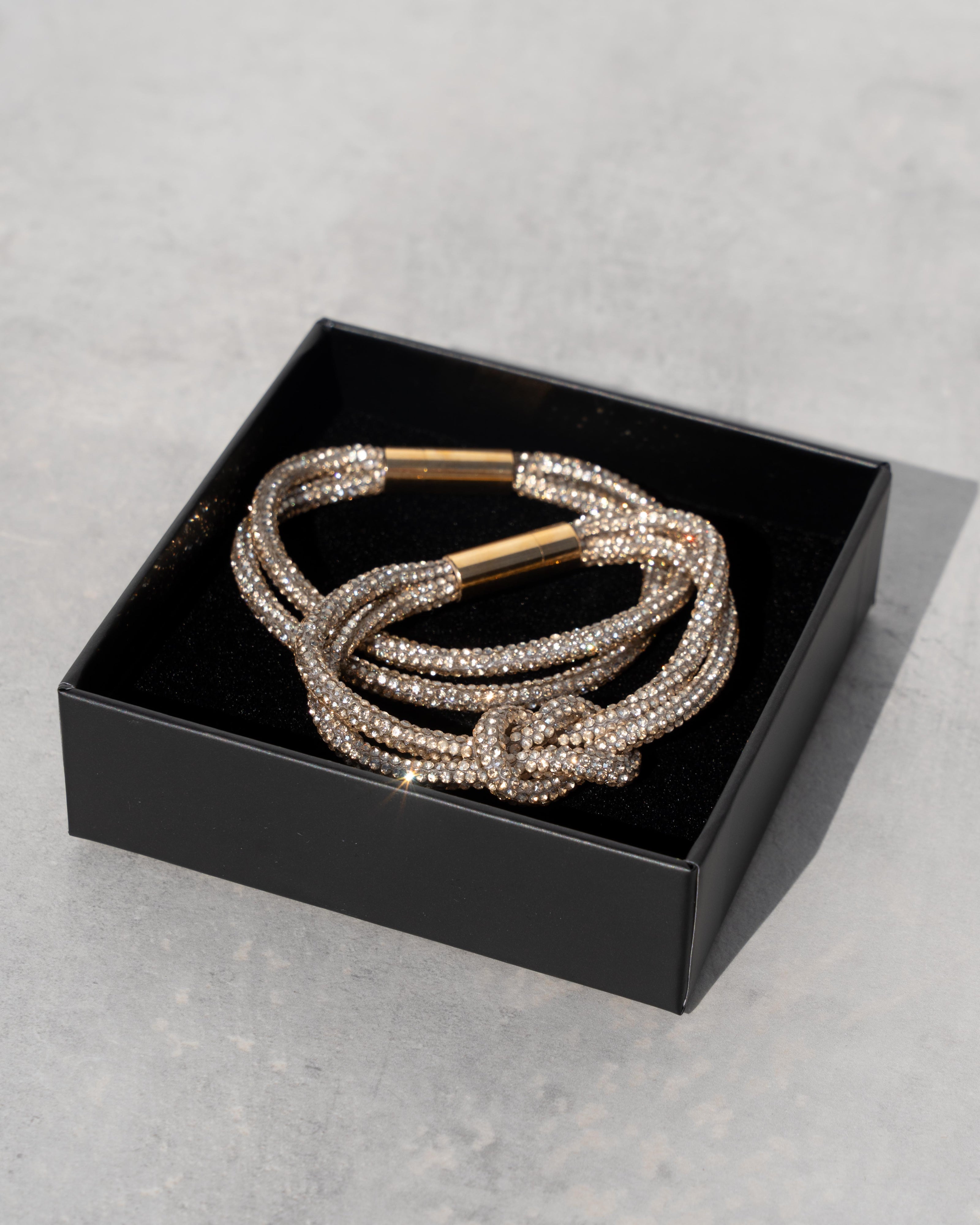 Knot Bracelet Set - Champagne Bubbles
