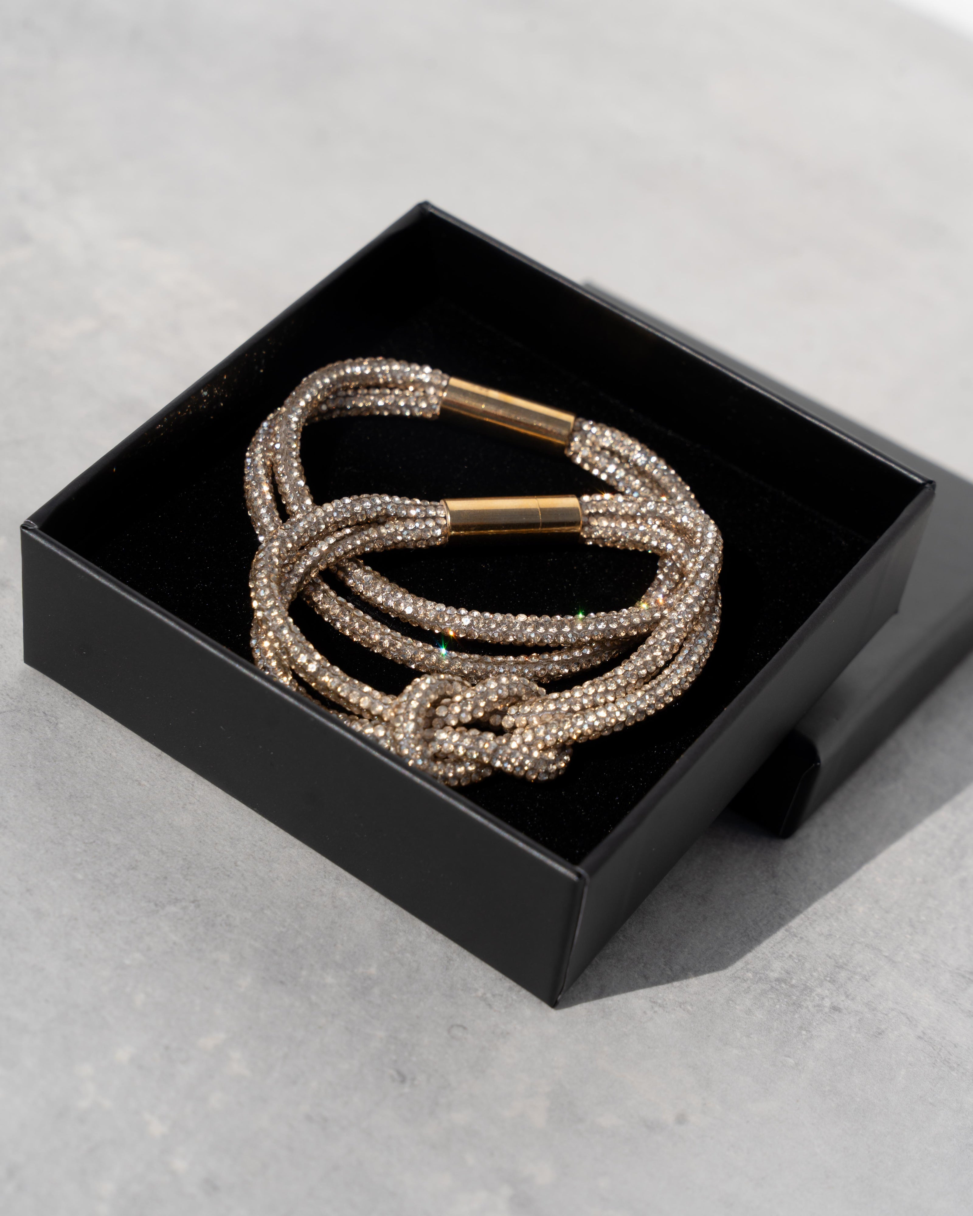 Knot Bracelet Set - Champagne Bubbles
