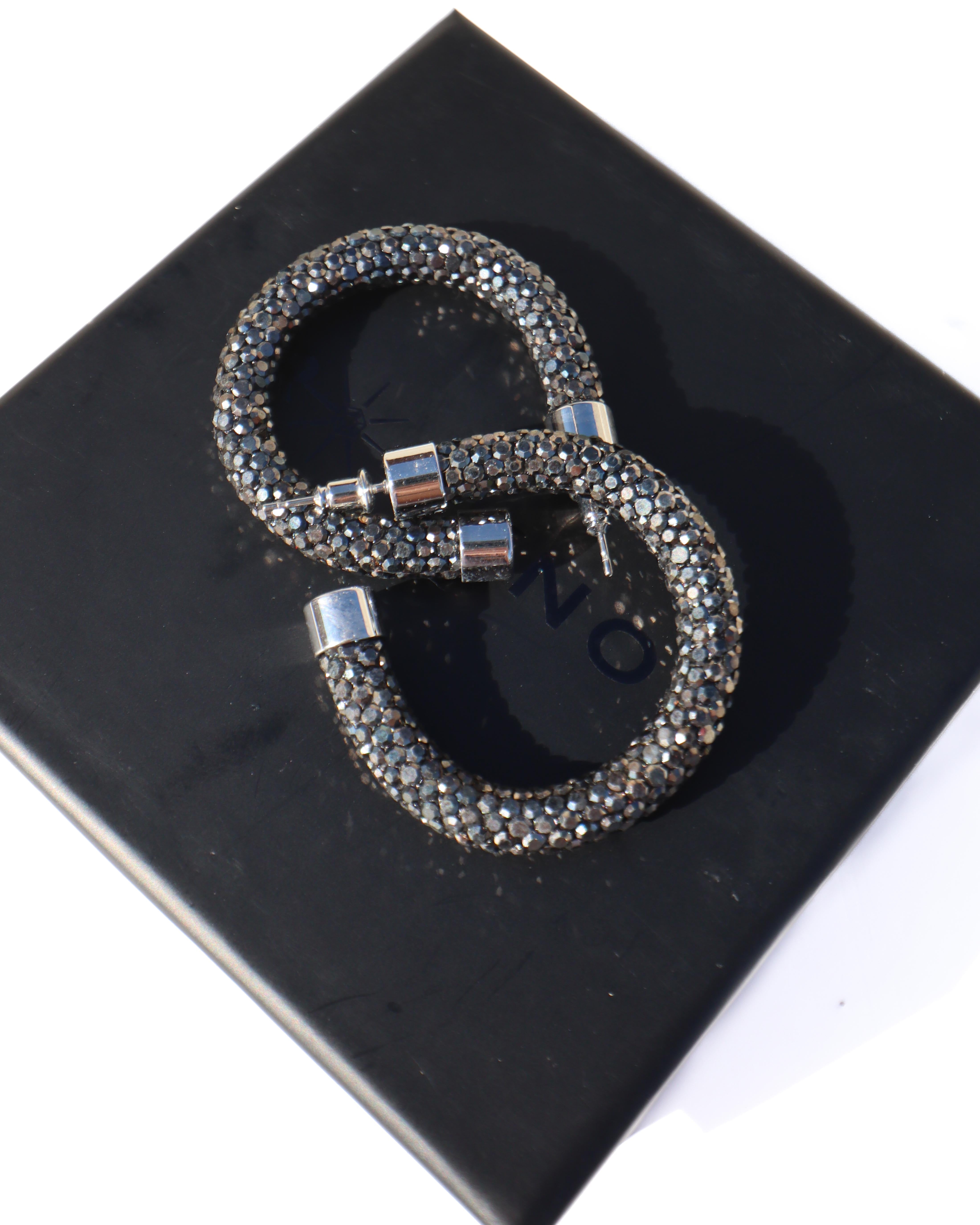 Petite Hoops - Gunmetal